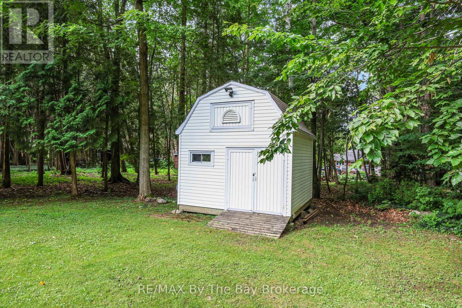 90 Goldfinch Crescent Property Photo 43