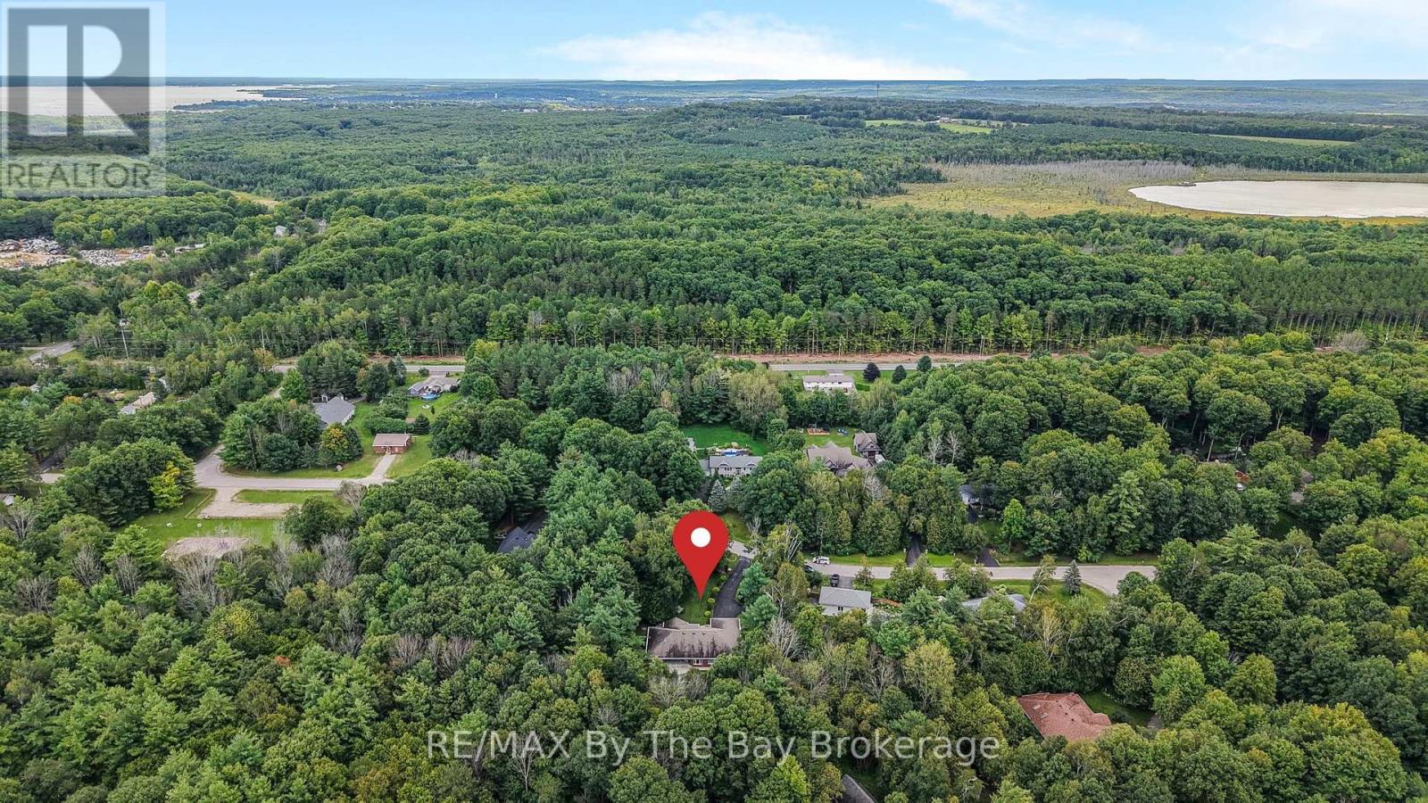 90 Goldfinch Crescent Property Photo 45