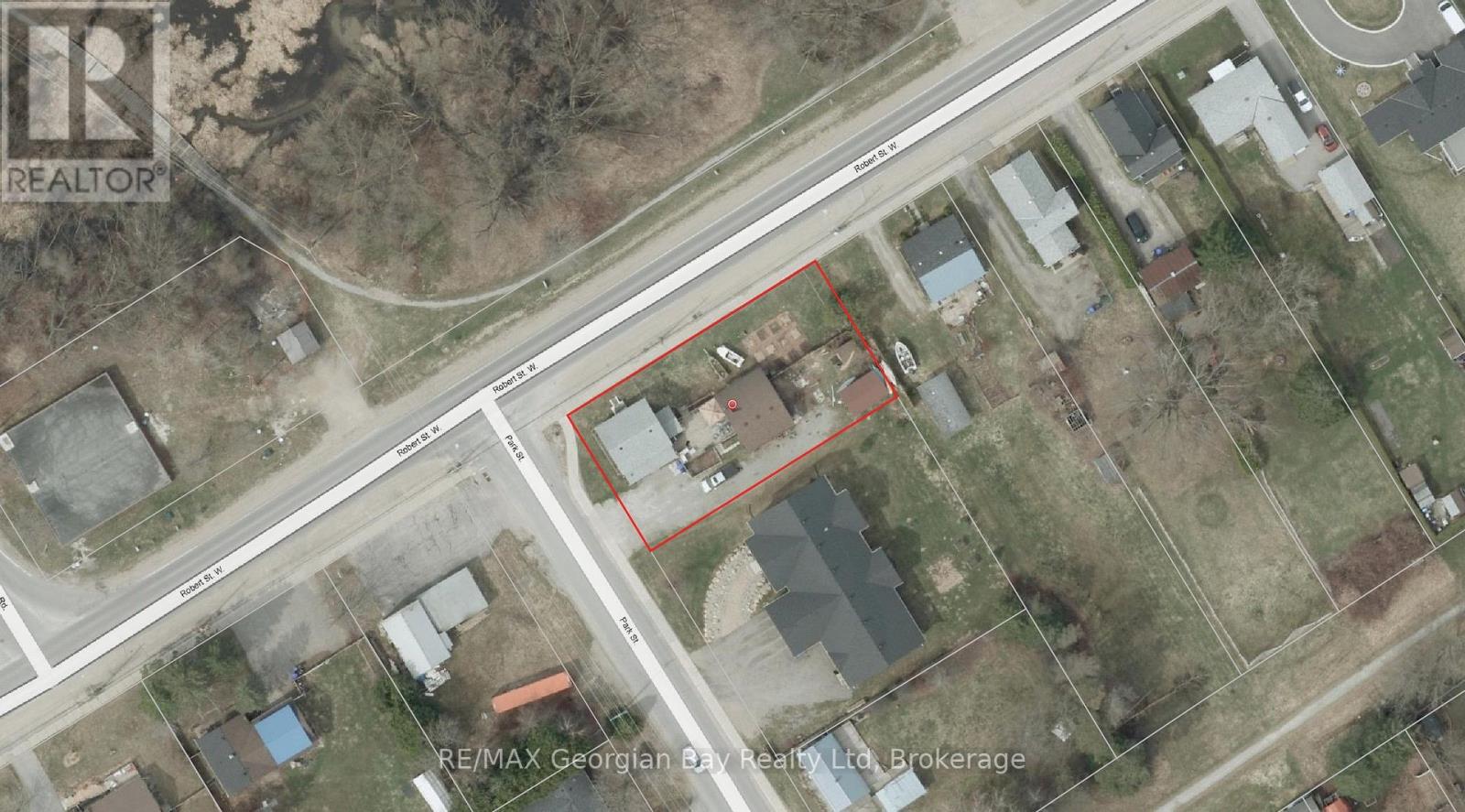 154 Robert Street W Property Photo 42