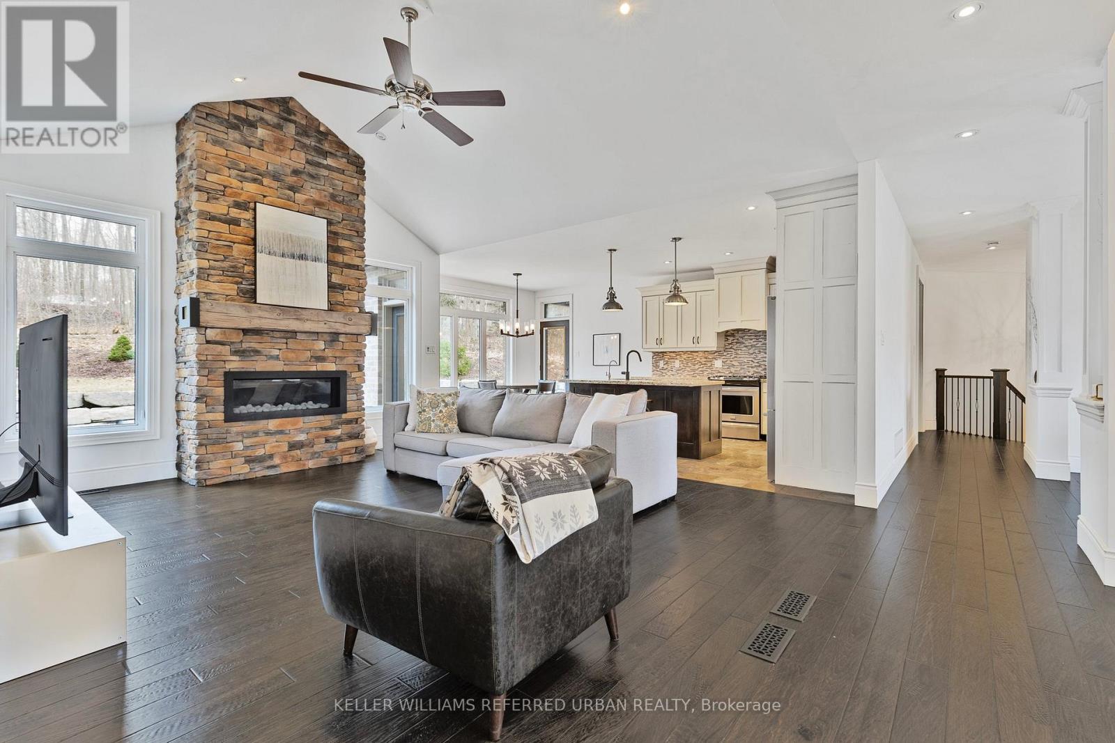 25 Heron Boulevard Property Photo 28