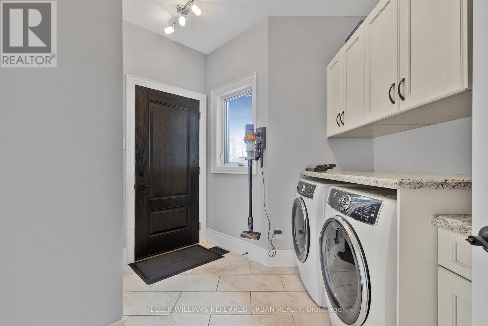 25 Heron Boulevard Property Photo 29