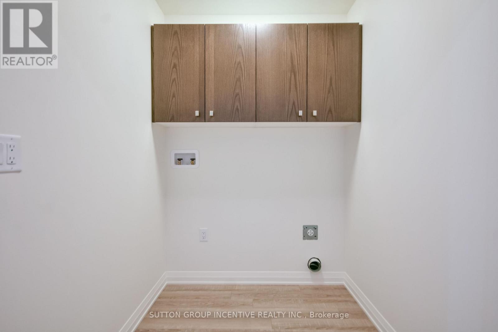 47 Harold Avenue Property Photo 28