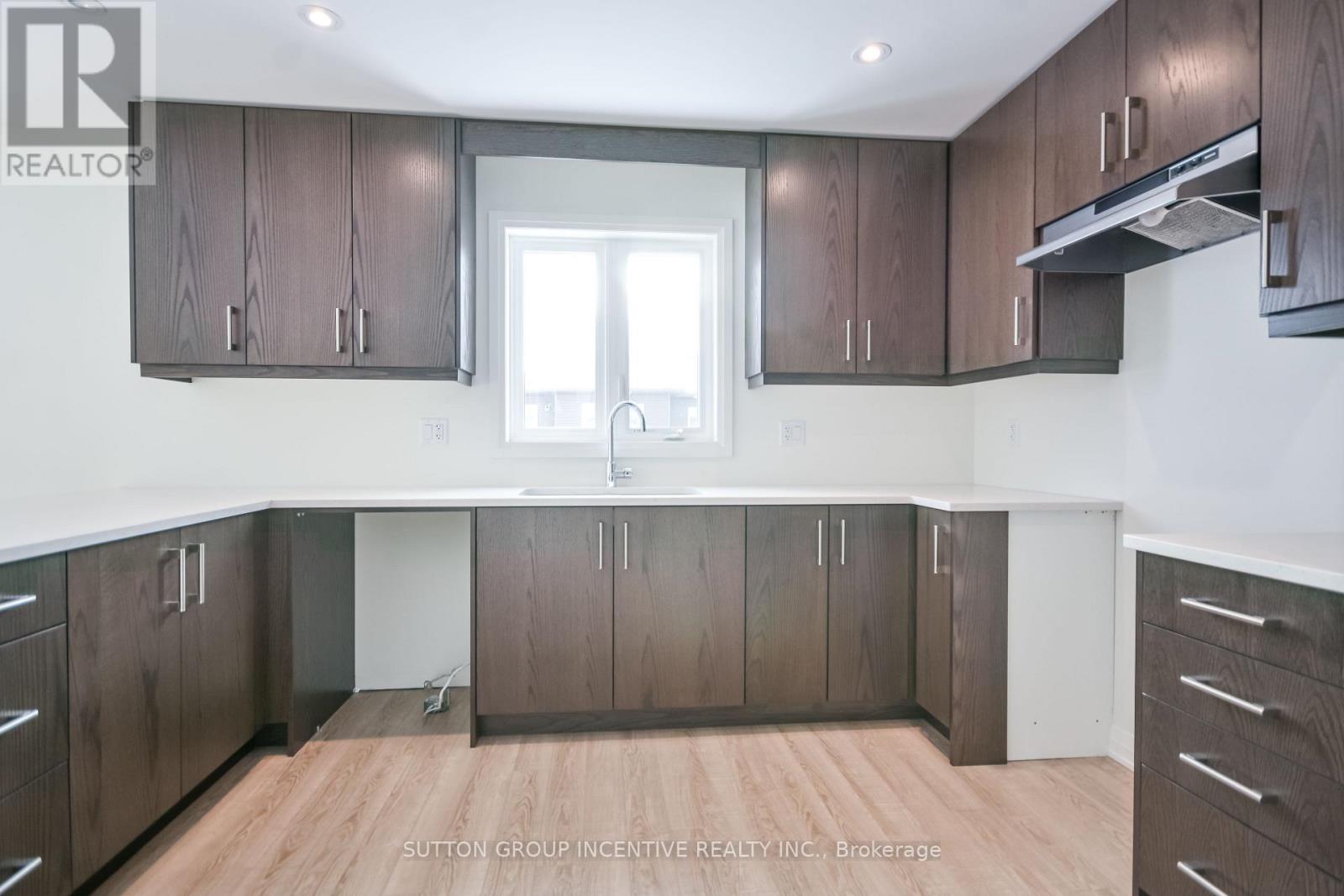 47 Harold Avenue Property Photo 32