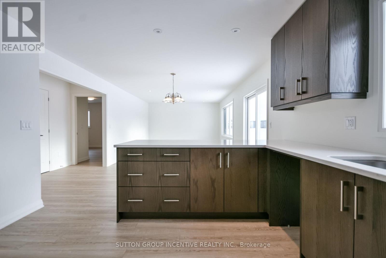 47 Harold Avenue Property Photo 33
