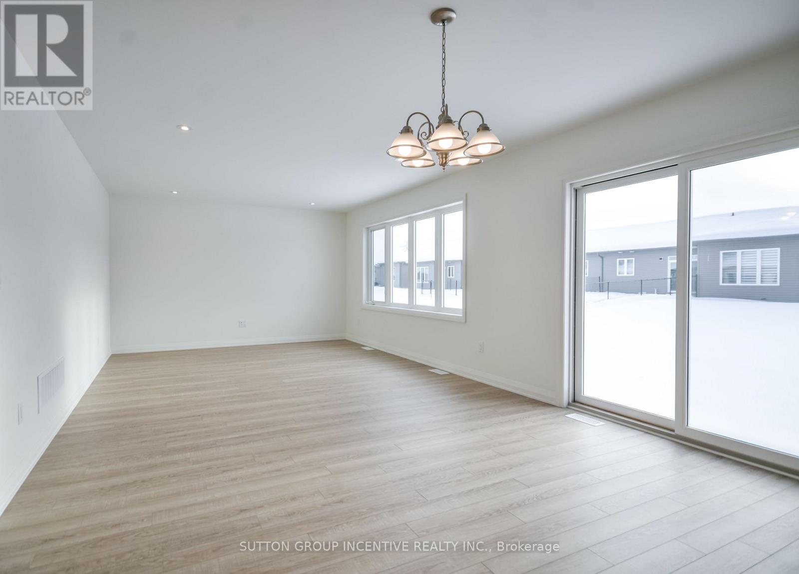 47 Harold Avenue Property Photo 34