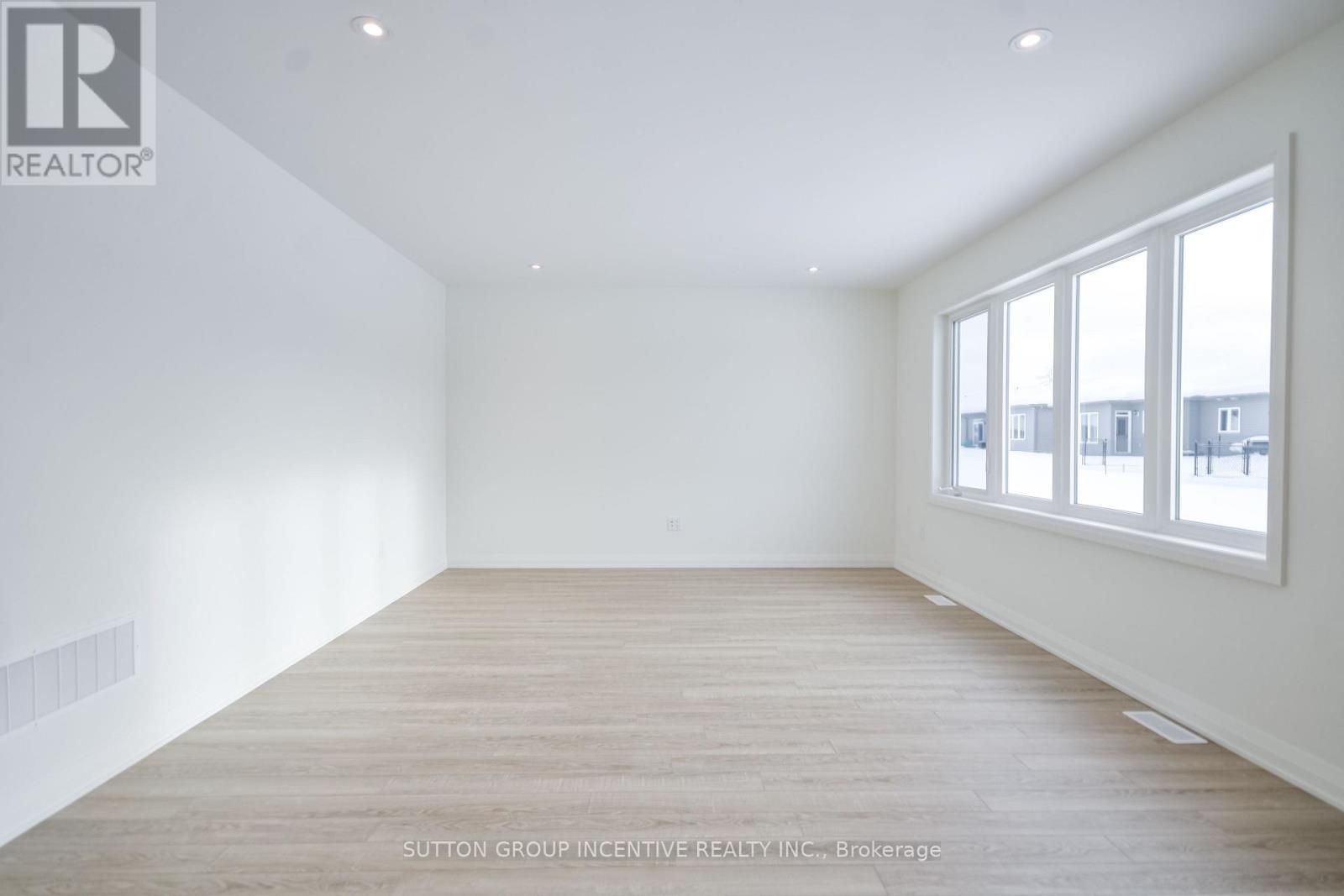 47 Harold Avenue Property Photo 35