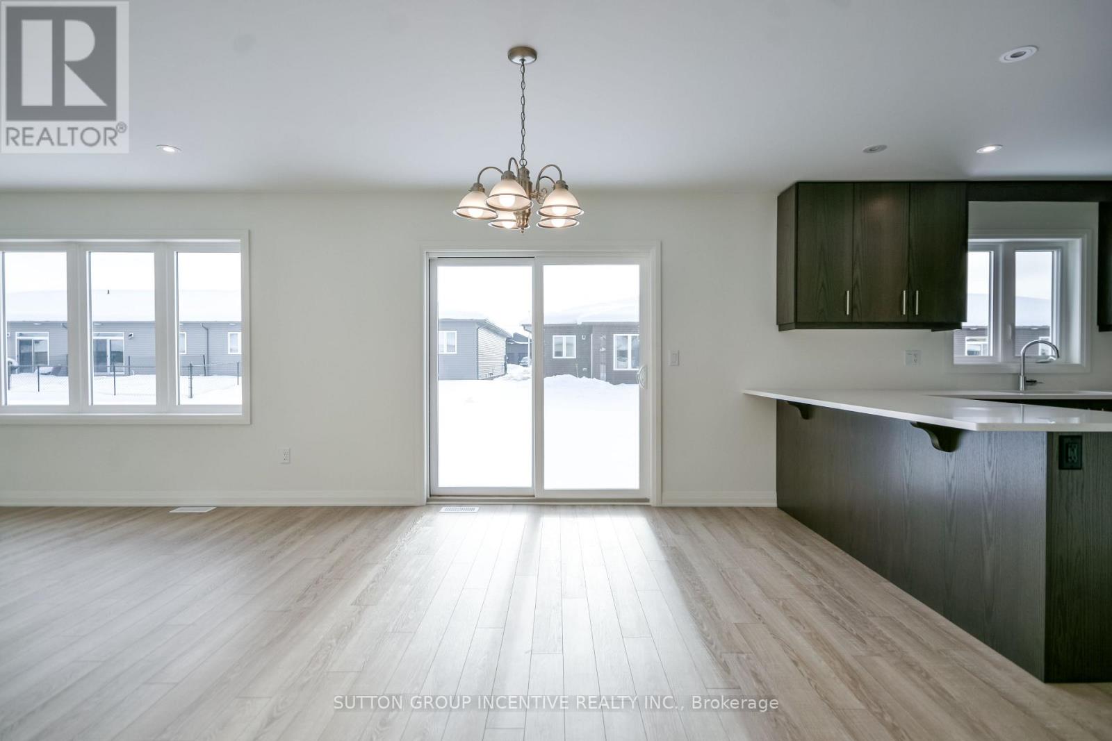 47 Harold Avenue Property Photo 40