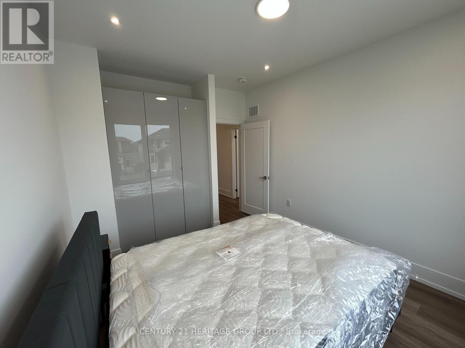 3714 Quayside Drive Property Photo 25