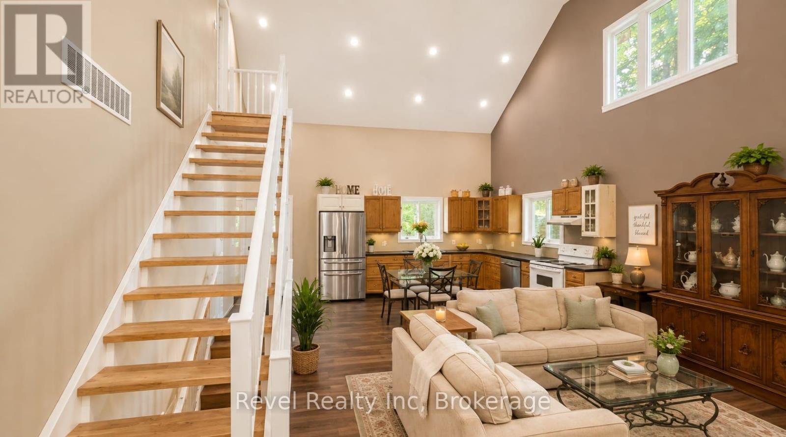 157 Desroches Trail Property Photo 8