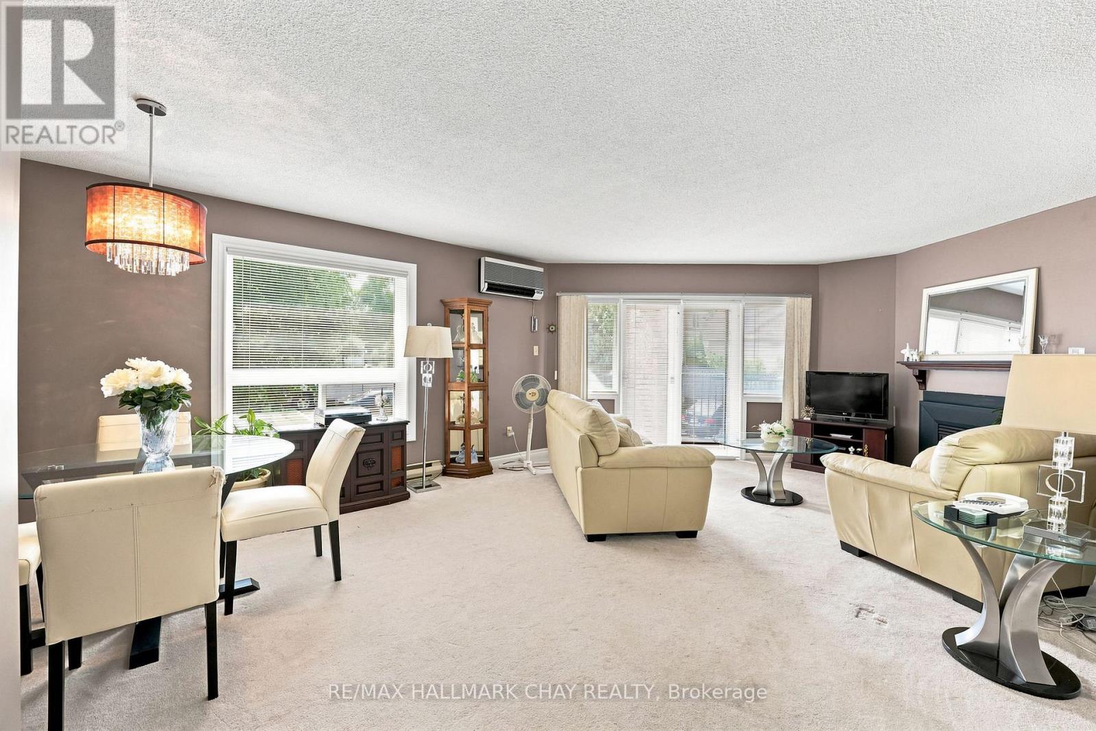 201 - 131 Clapperton Street Property Photo 5