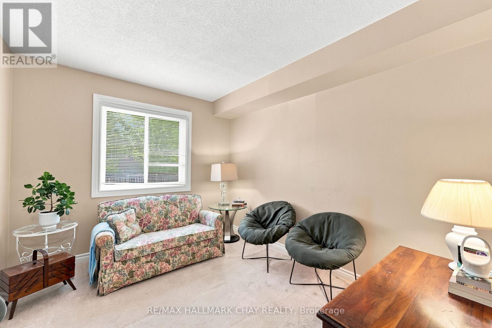201 - 131 Clapperton Street Property Photo 13