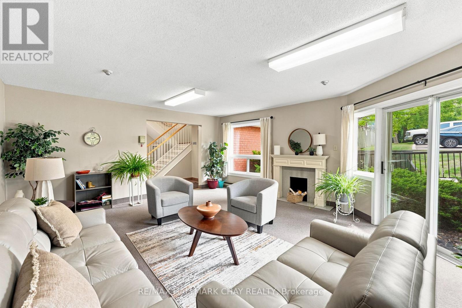 201 - 131 Clapperton Street Property Photo 21