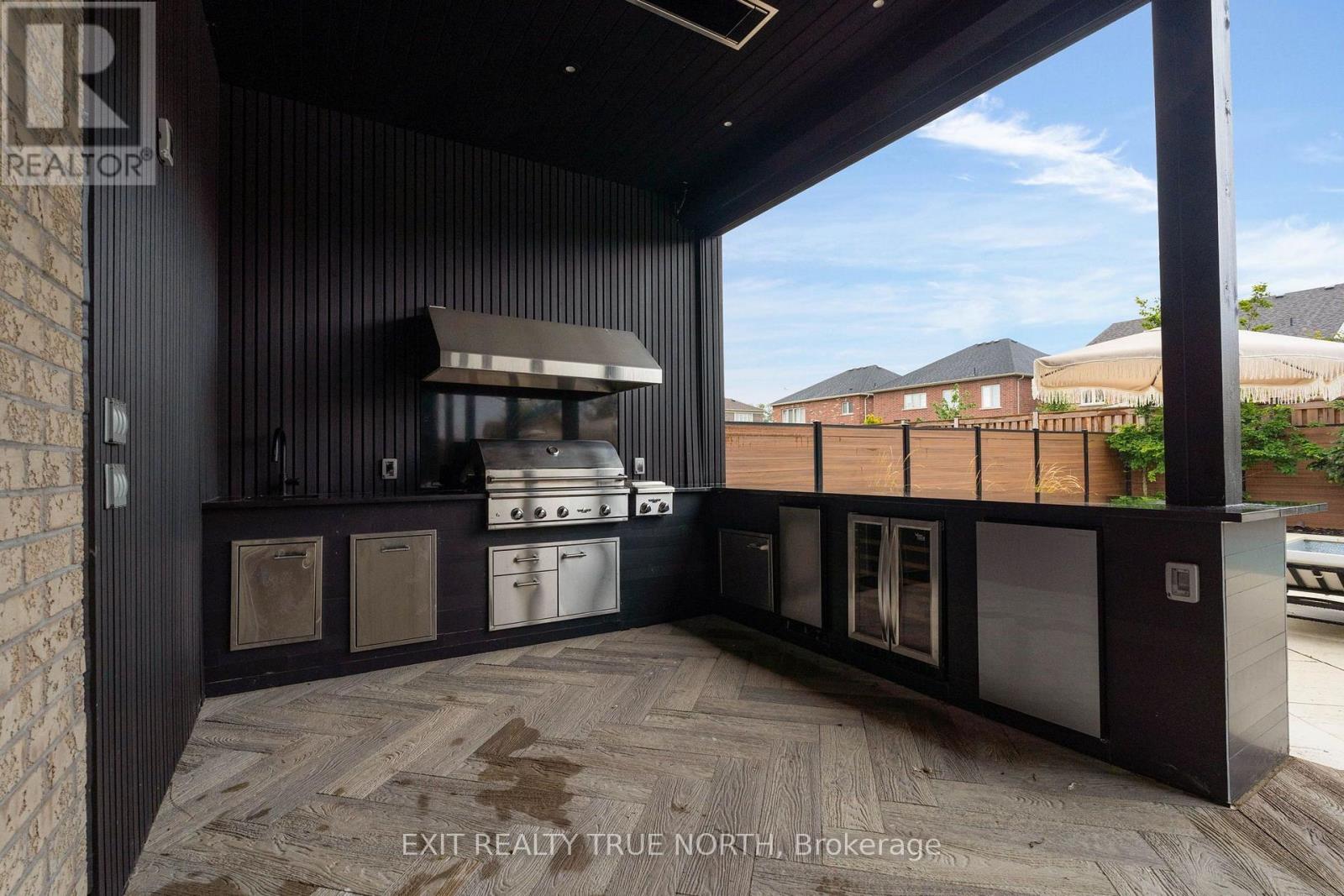 106 Rugman Crescent Property Photo 11