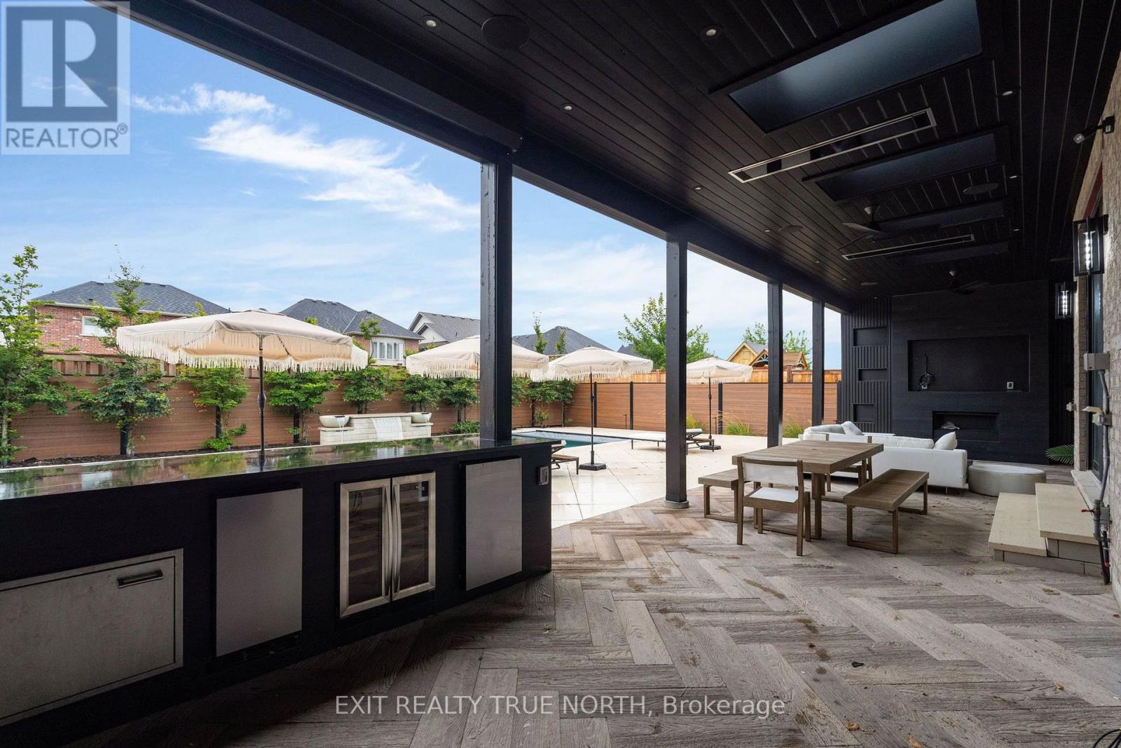 106 Rugman Crescent Property Photo 12