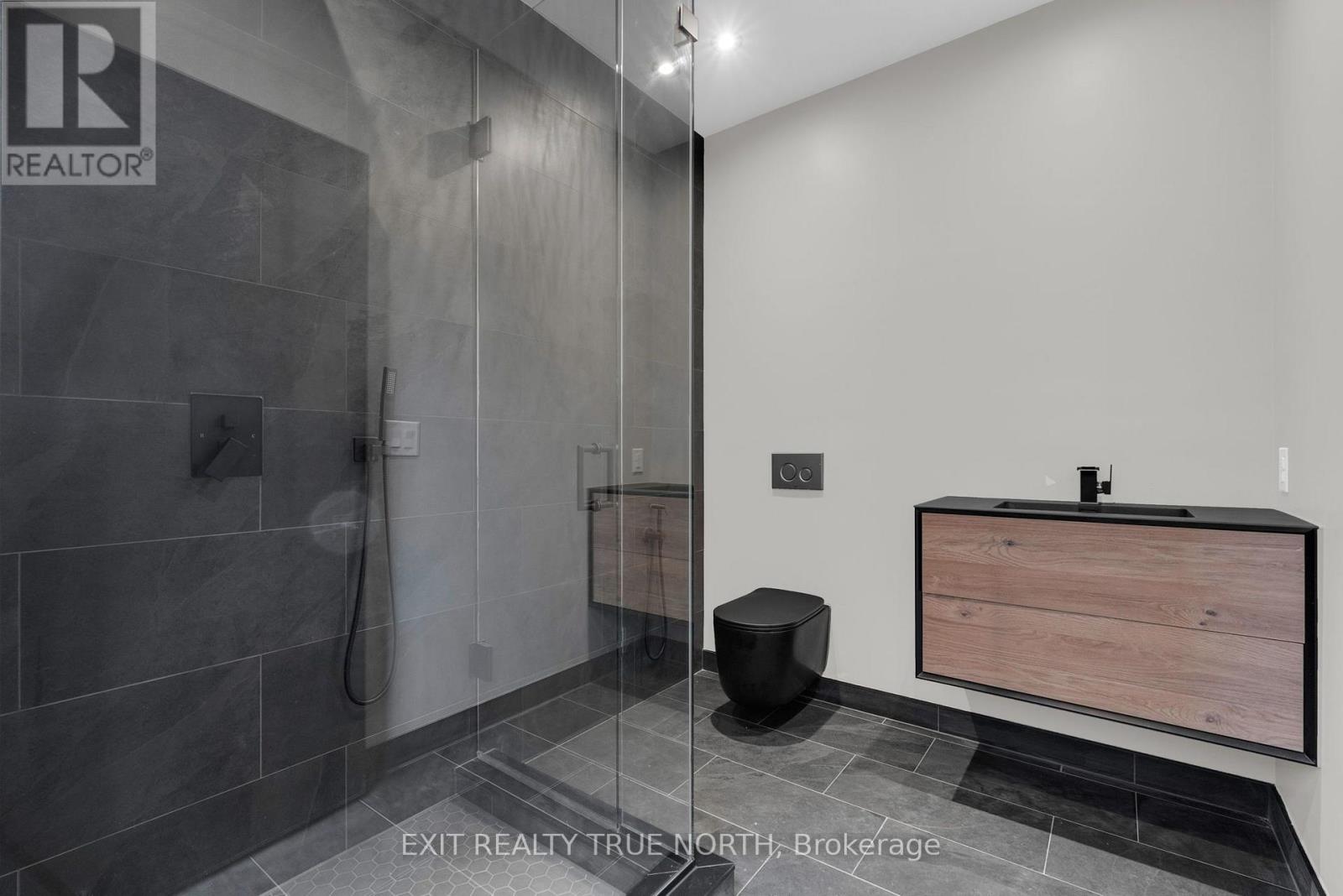 106 Rugman Crescent Property Photo 17