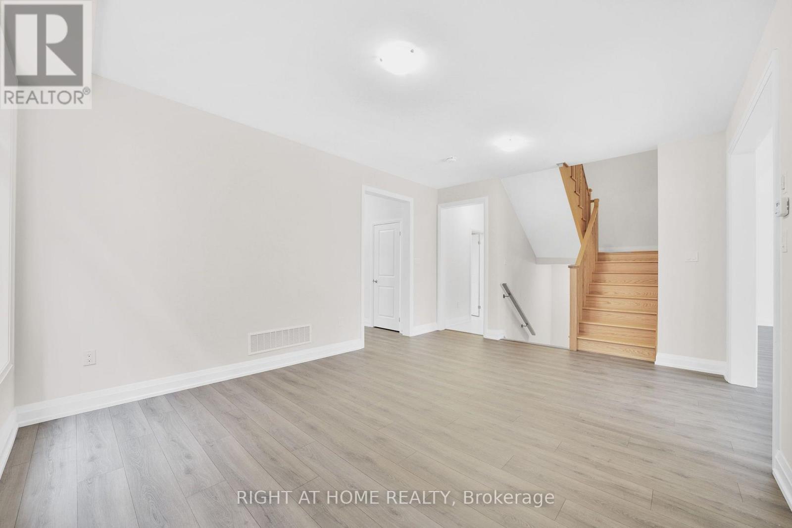 15 Calypso Avenue Property Photo 7