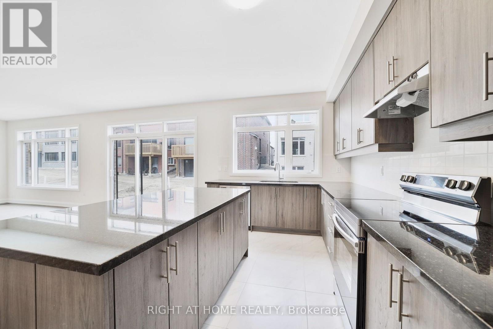 15 Calypso Avenue Property Photo 17