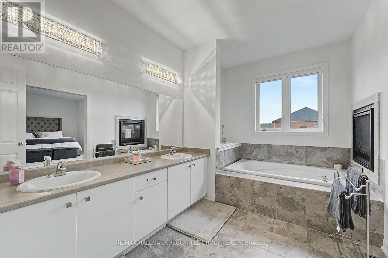 113 Rugman Crescent Property Photo 15