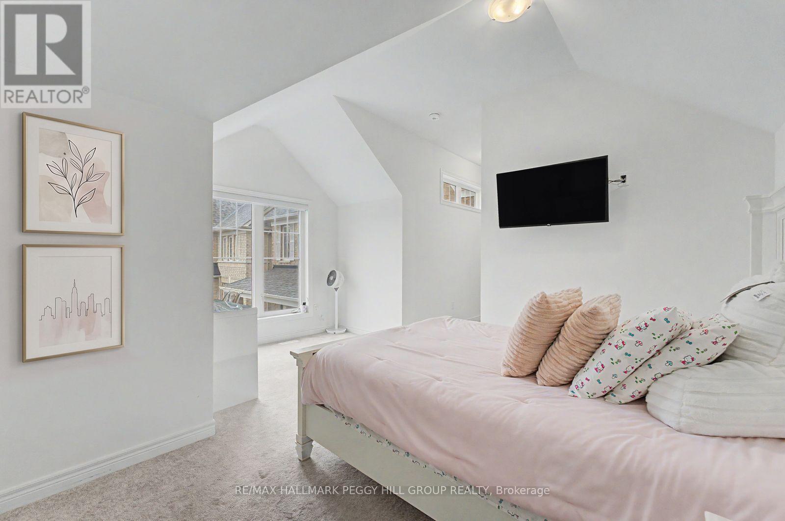 113 Rugman Crescent Property Photo 18