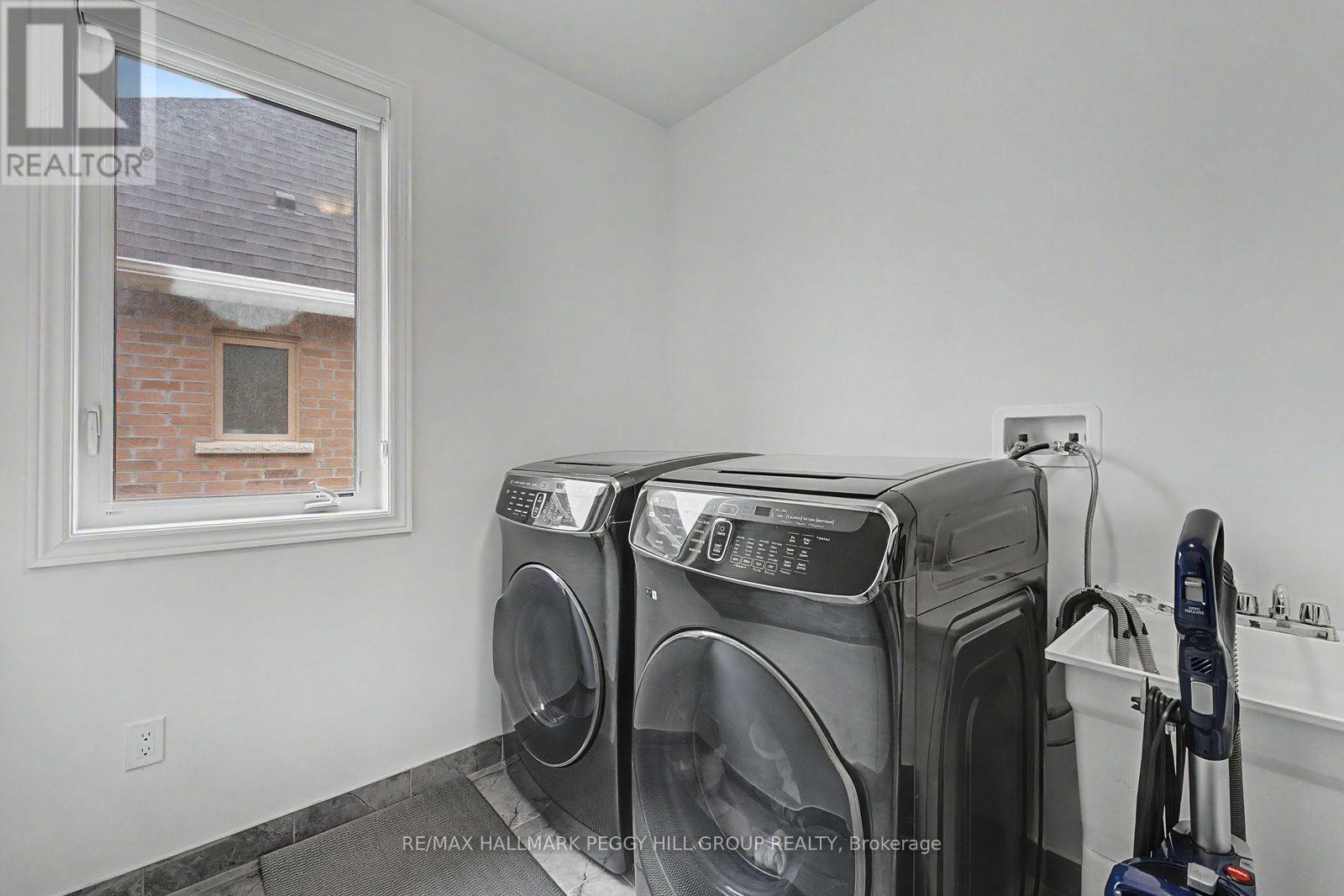 113 Rugman Crescent Property Photo 23