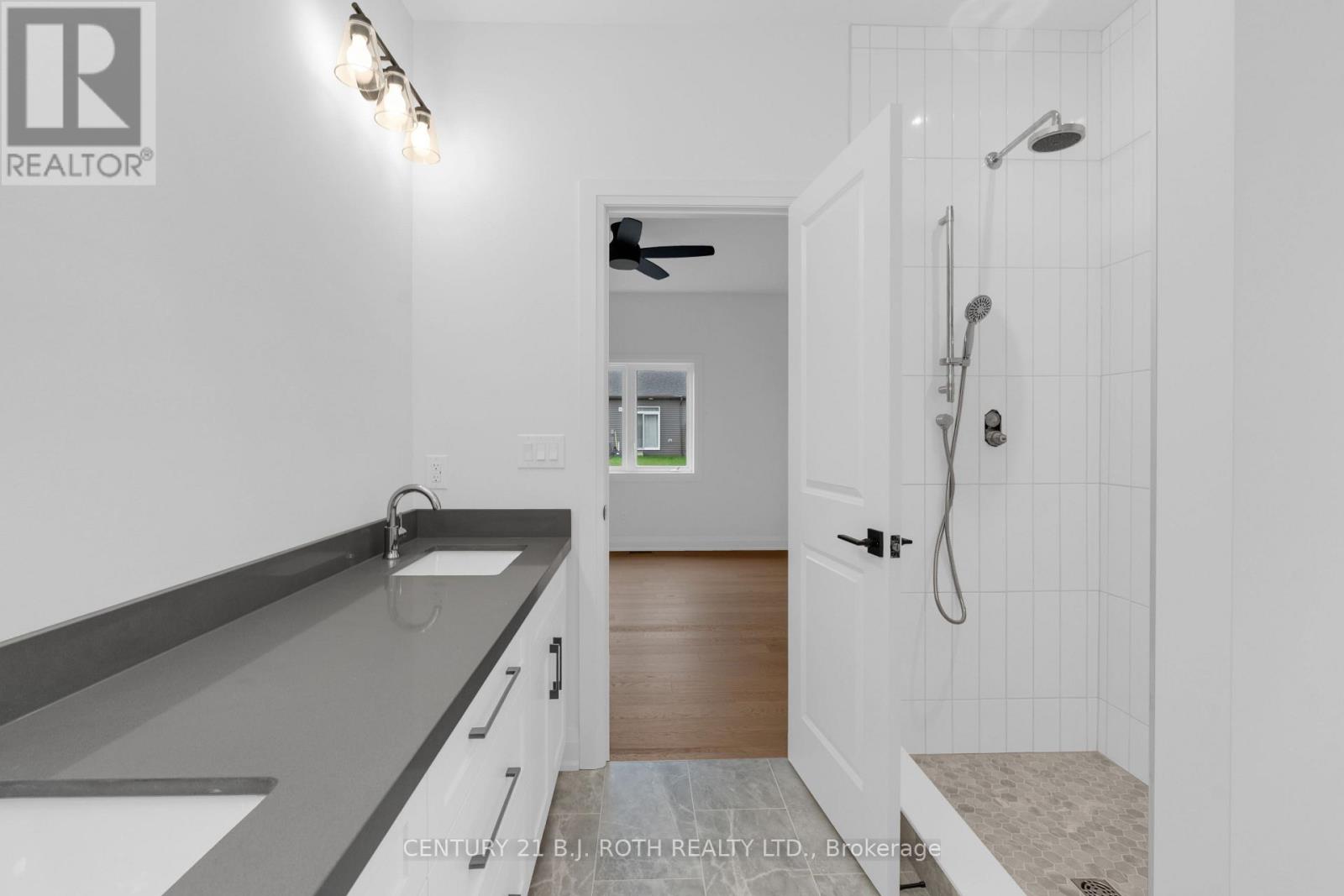 29 Harold Avenue Property Photo 23