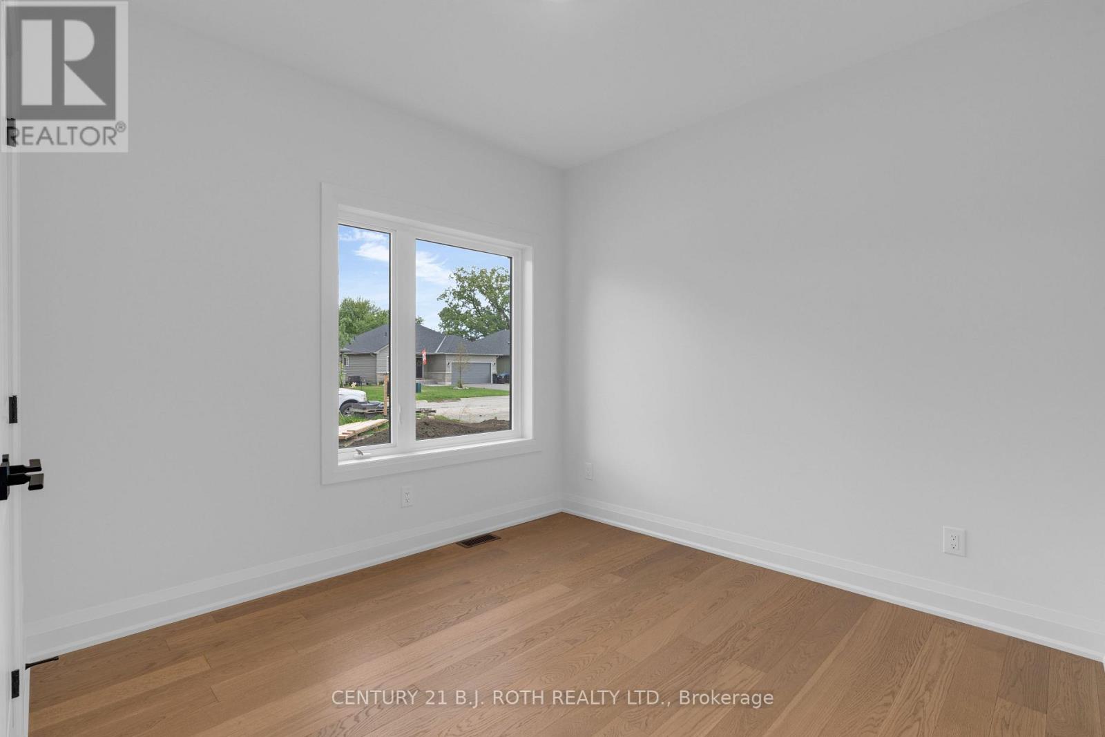 29 Harold Avenue Property Photo 24