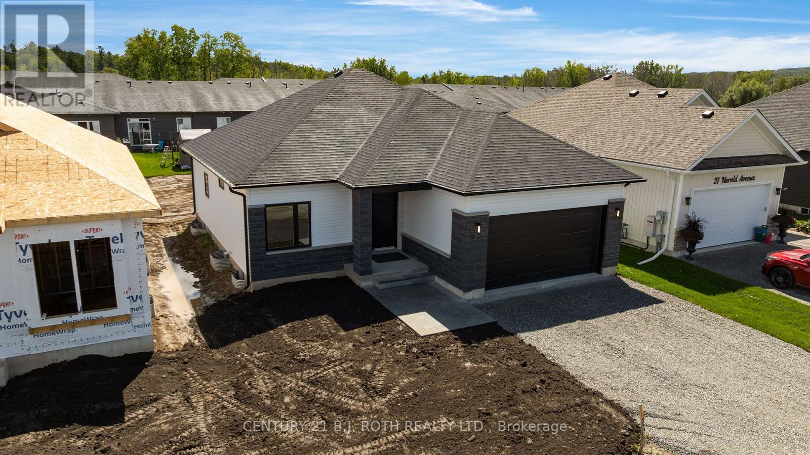 29 Harold Avenue Property Photo 38