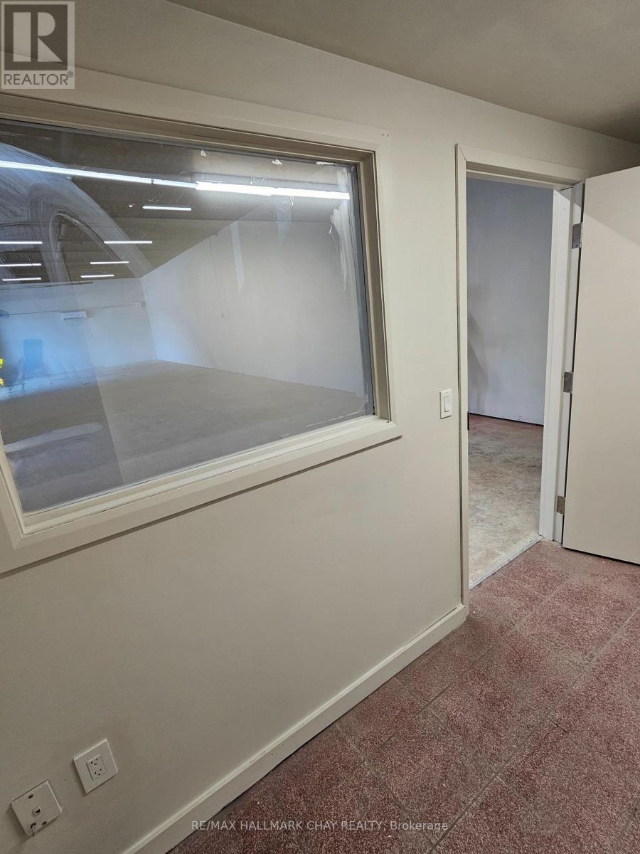 478 - 472 Hugel Avenue Property Photo 6