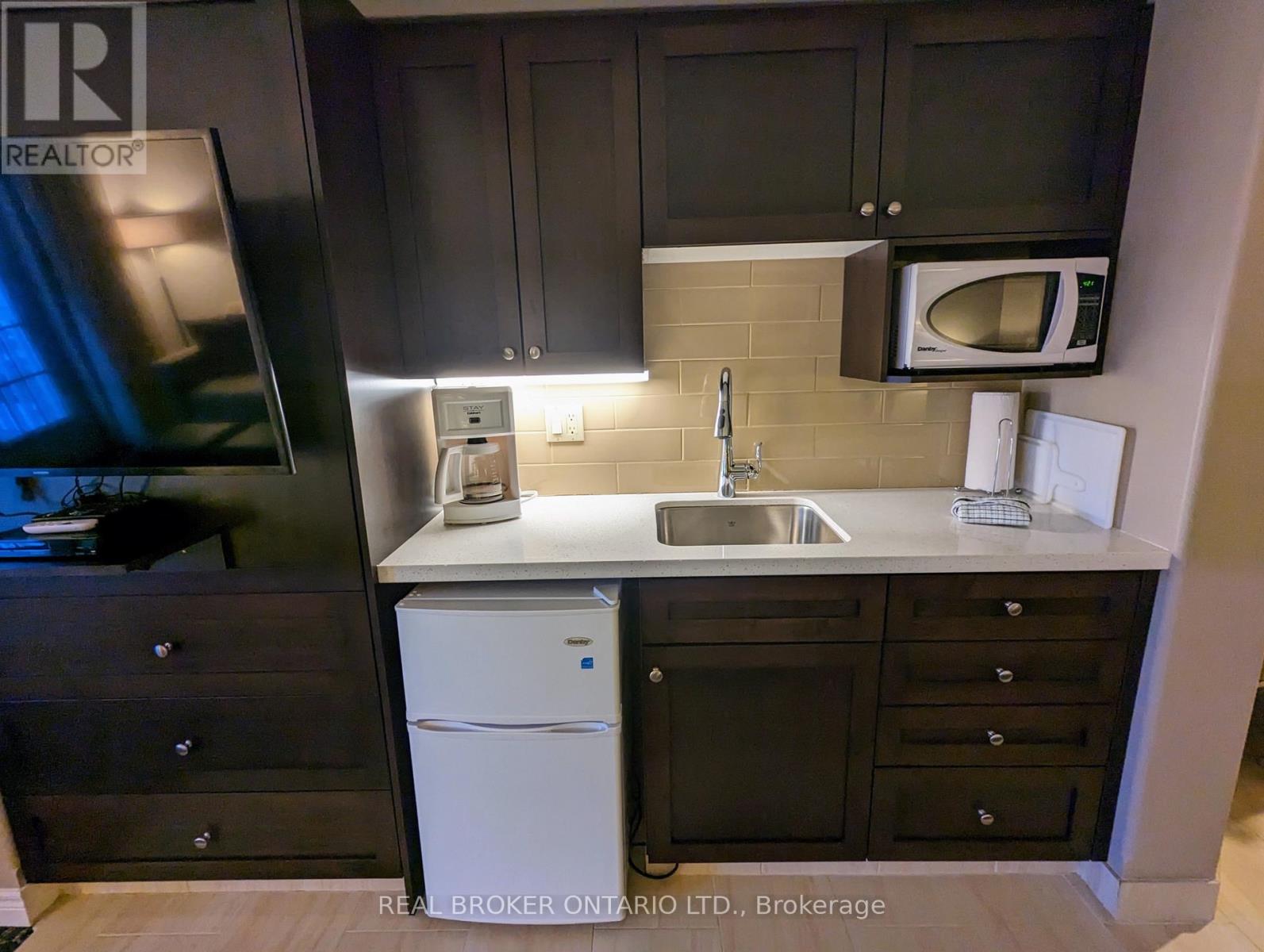 90 Highland Drive Property Photo 13