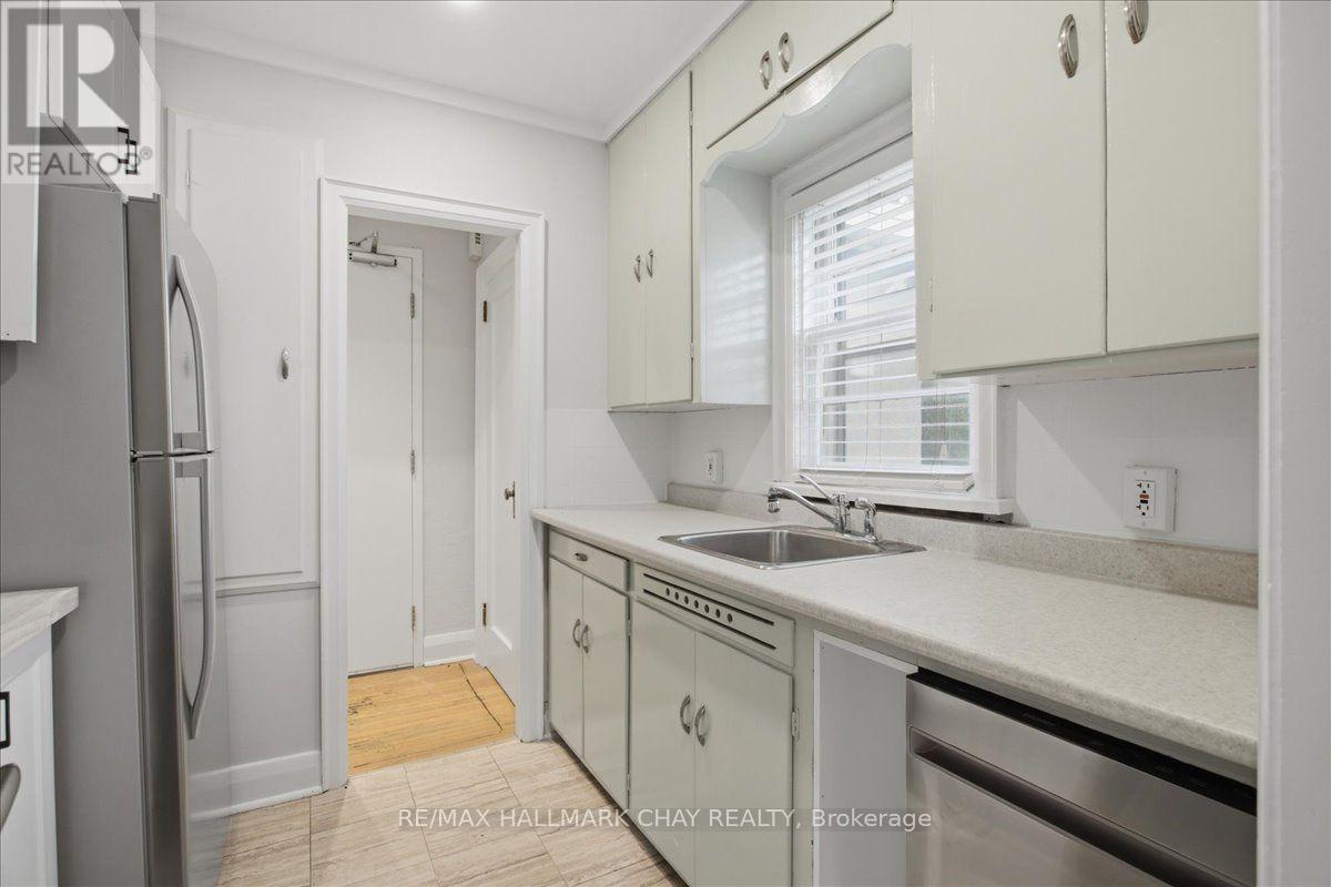1 - 15 Parkside Drive Property Photo 10