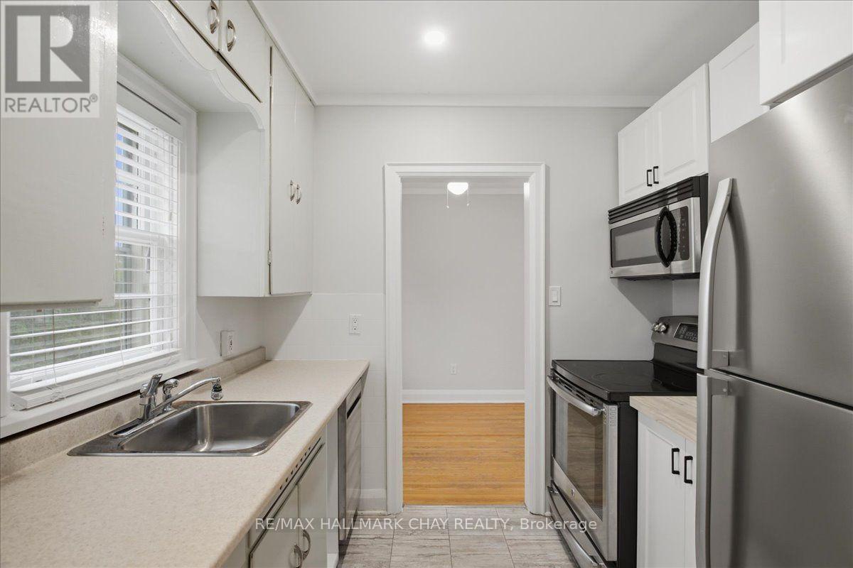 1 - 15 Parkside Drive Property Photo 12