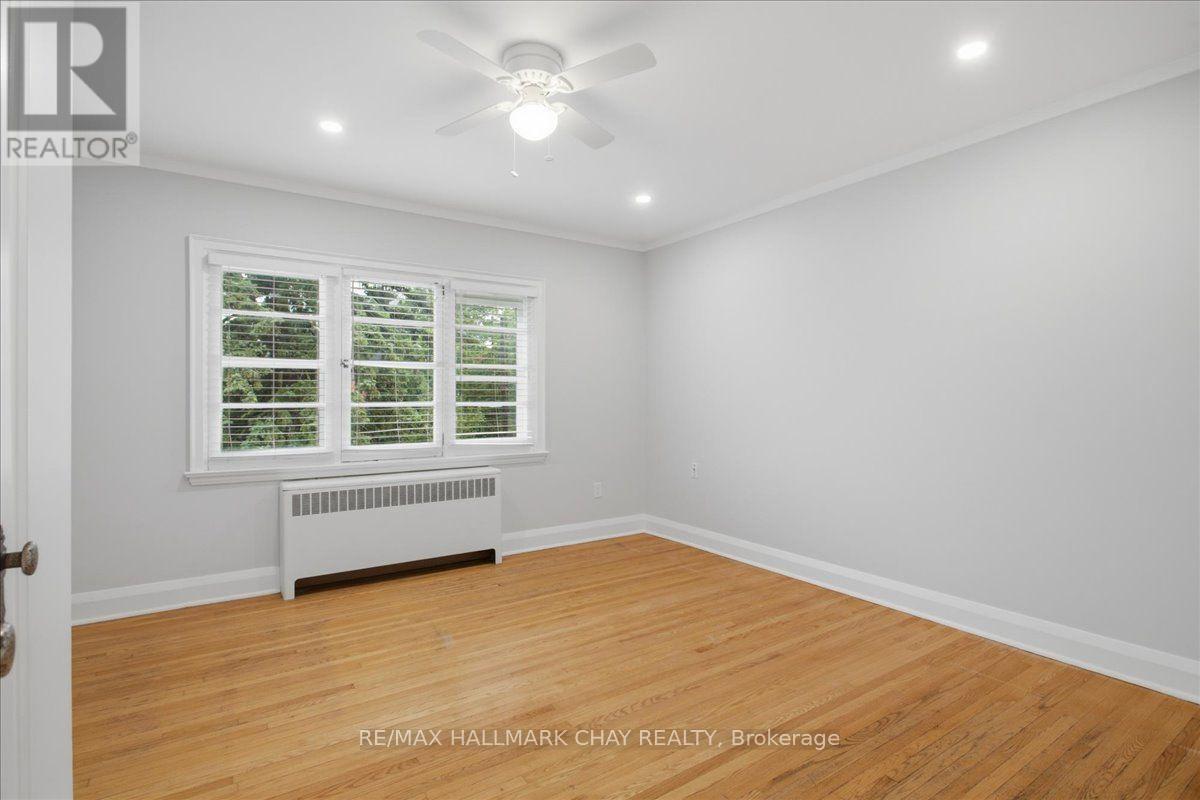 1 - 15 Parkside Drive Property Photo 14