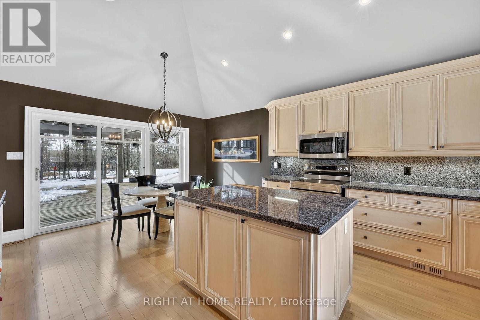13 Alpine Way Property Photo 15