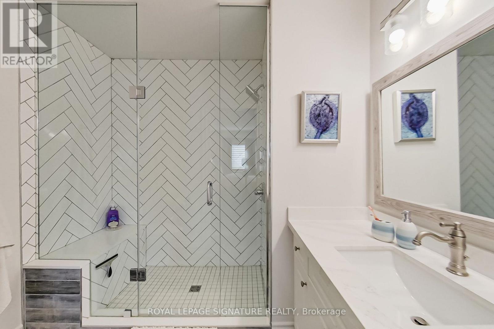 23 Silver Glen Boulevard Property Photo 21
