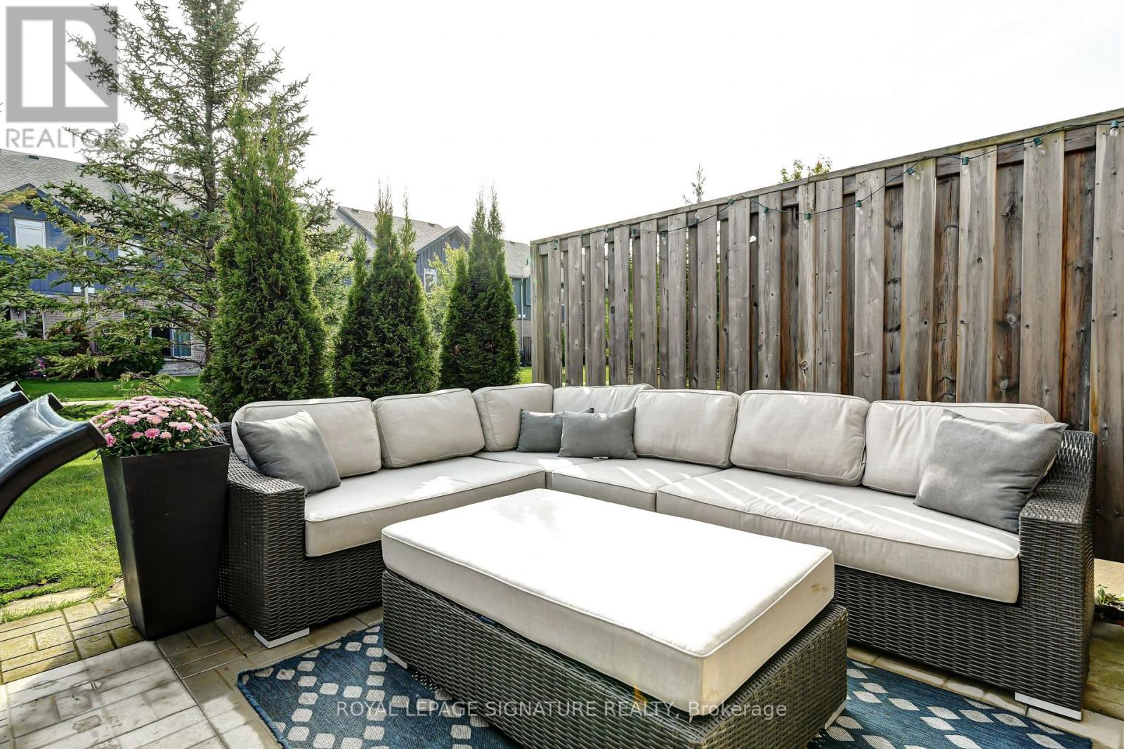 23 Silver Glen Boulevard Property Photo 32