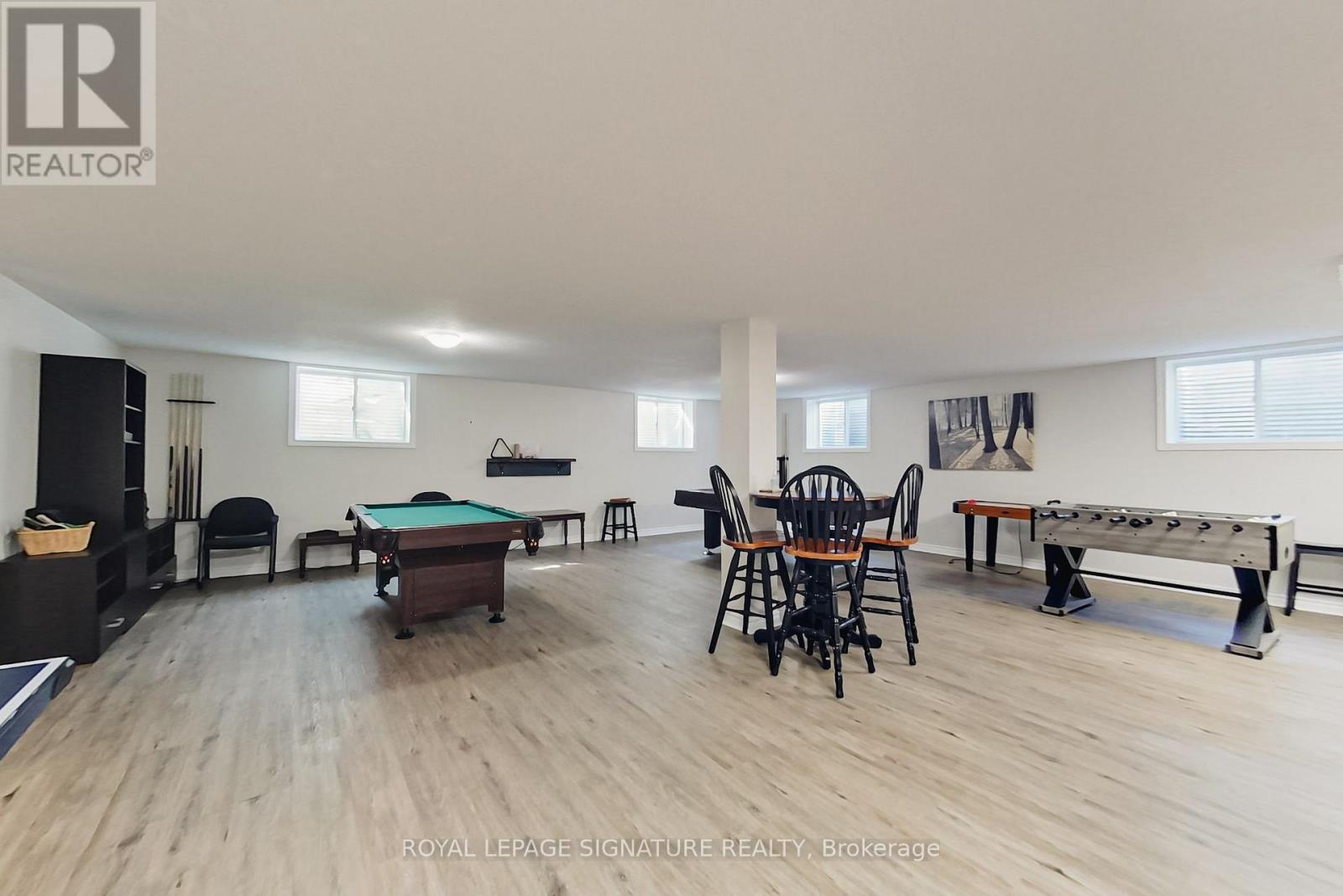 23 Silver Glen Boulevard Property Photo 45