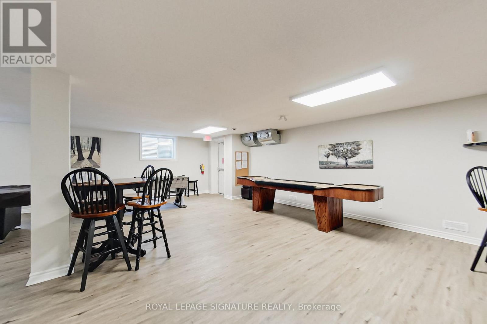 23 Silver Glen Boulevard Property Photo 46