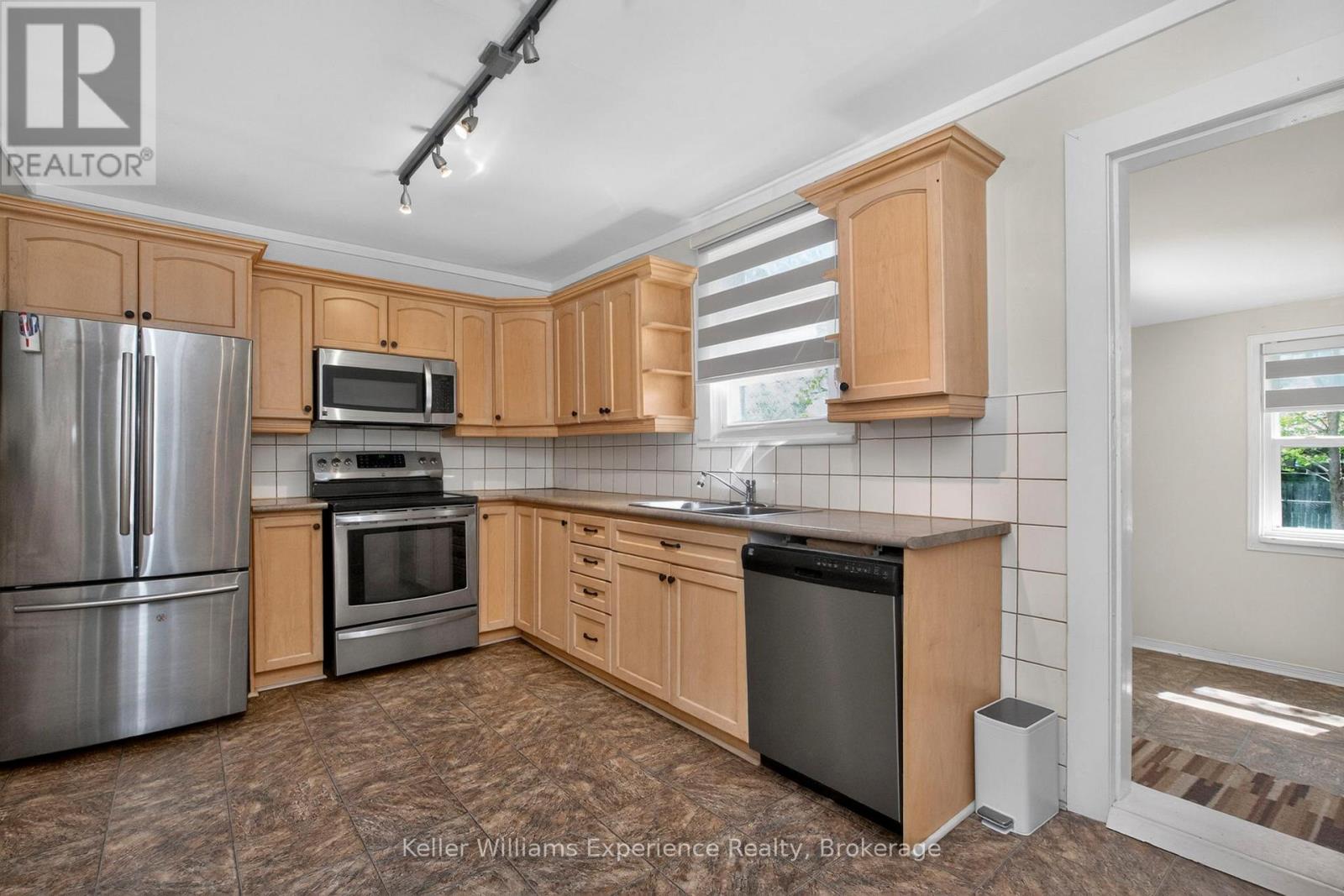 239 Oak Street Property Photo 13