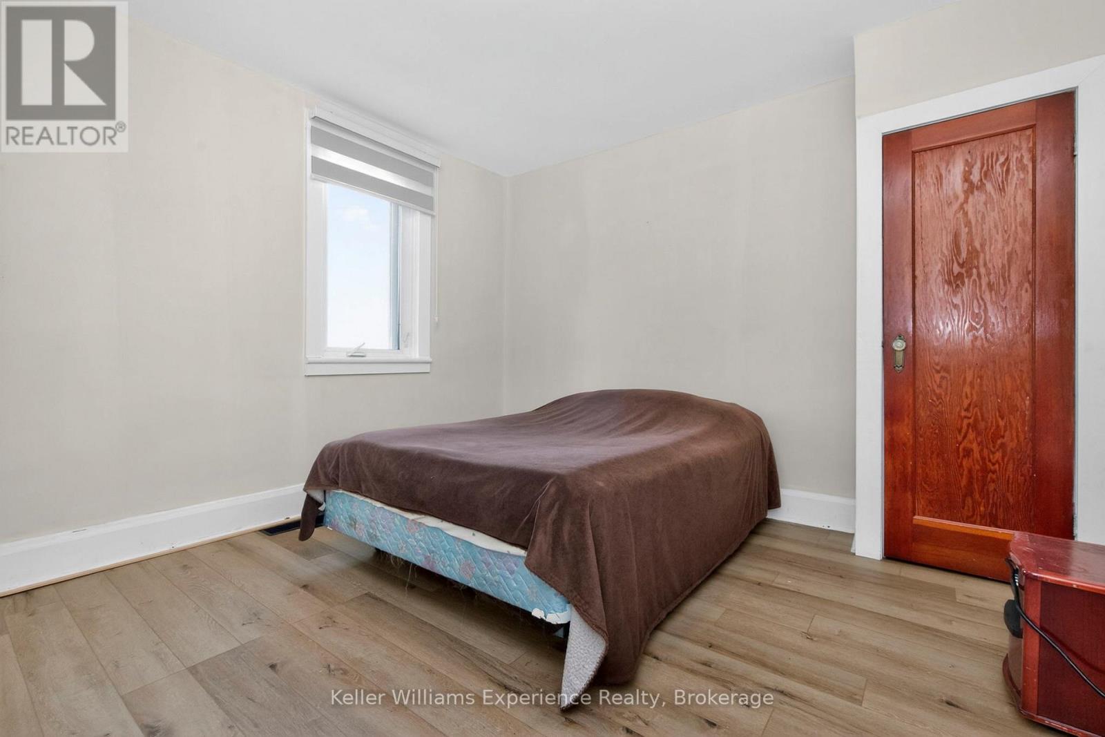 239 Oak Street Property Photo 19