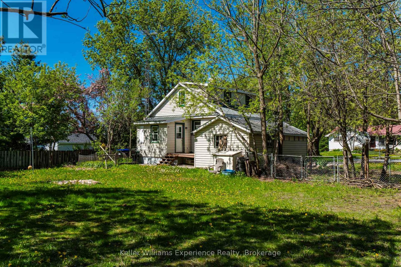 239 Oak Street Property Photo 43