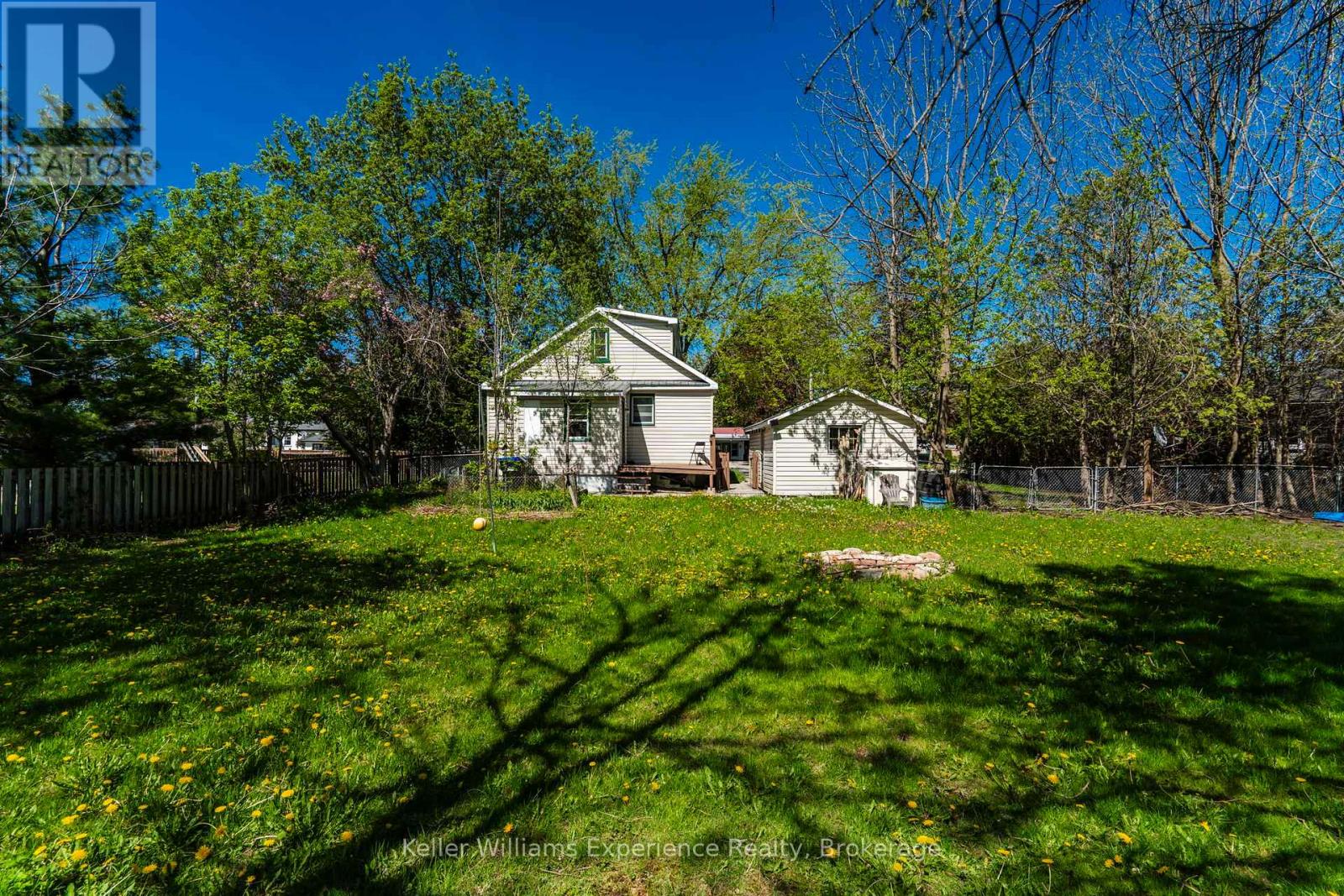 239 Oak Street Property Photo 44