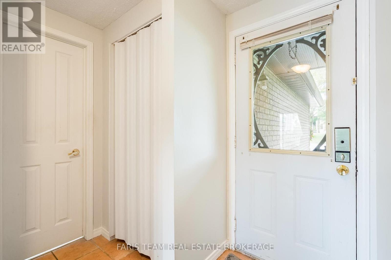 361 Galloway Boulevard Property Photo 4
