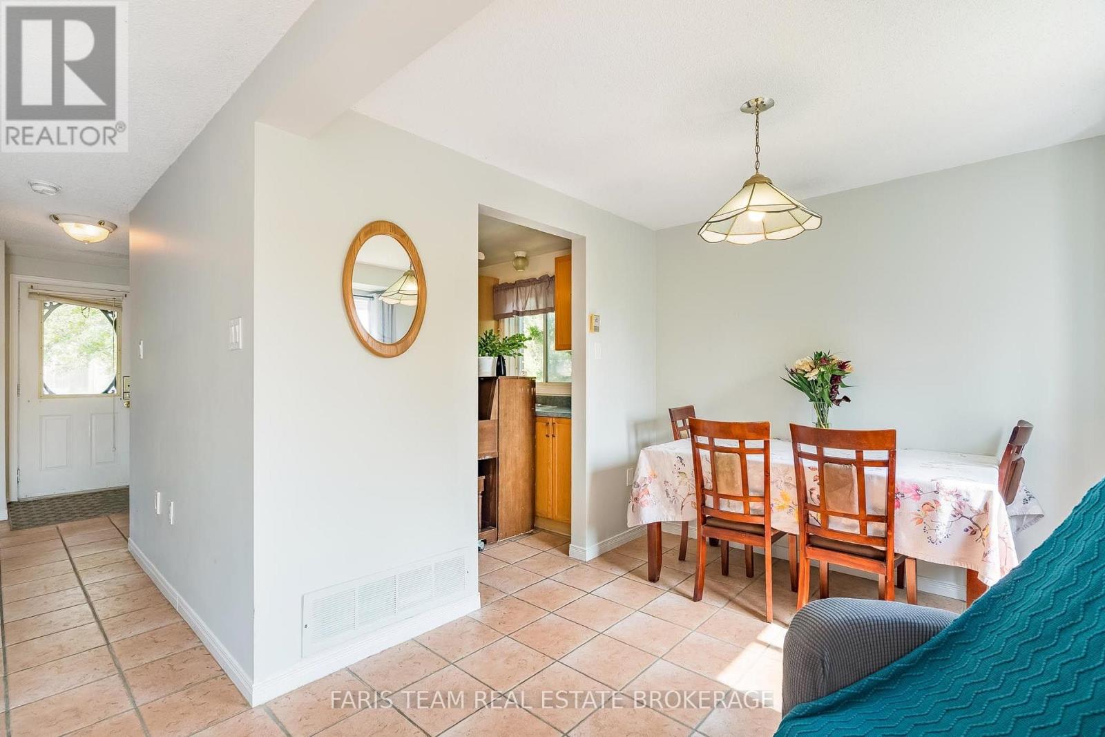 361 Galloway Boulevard Property Photo 12