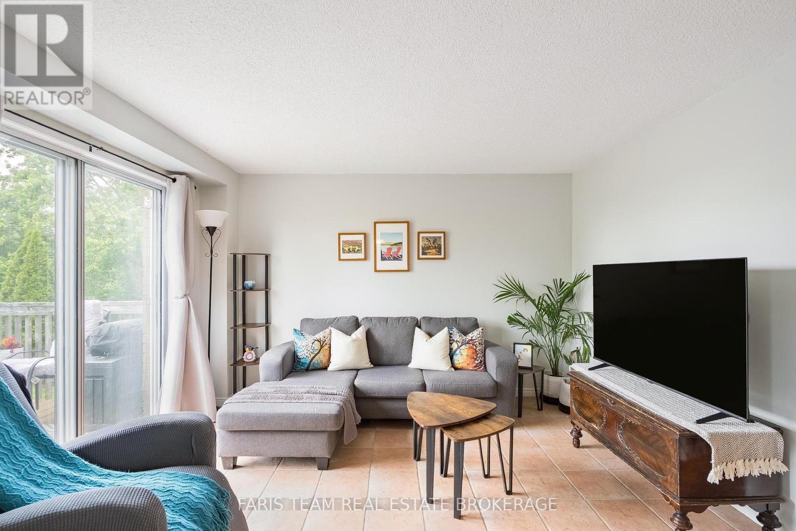 361 Galloway Boulevard Property Photo 14