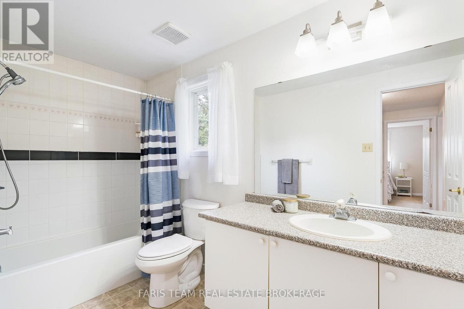 361 Galloway Boulevard Property Photo 23
