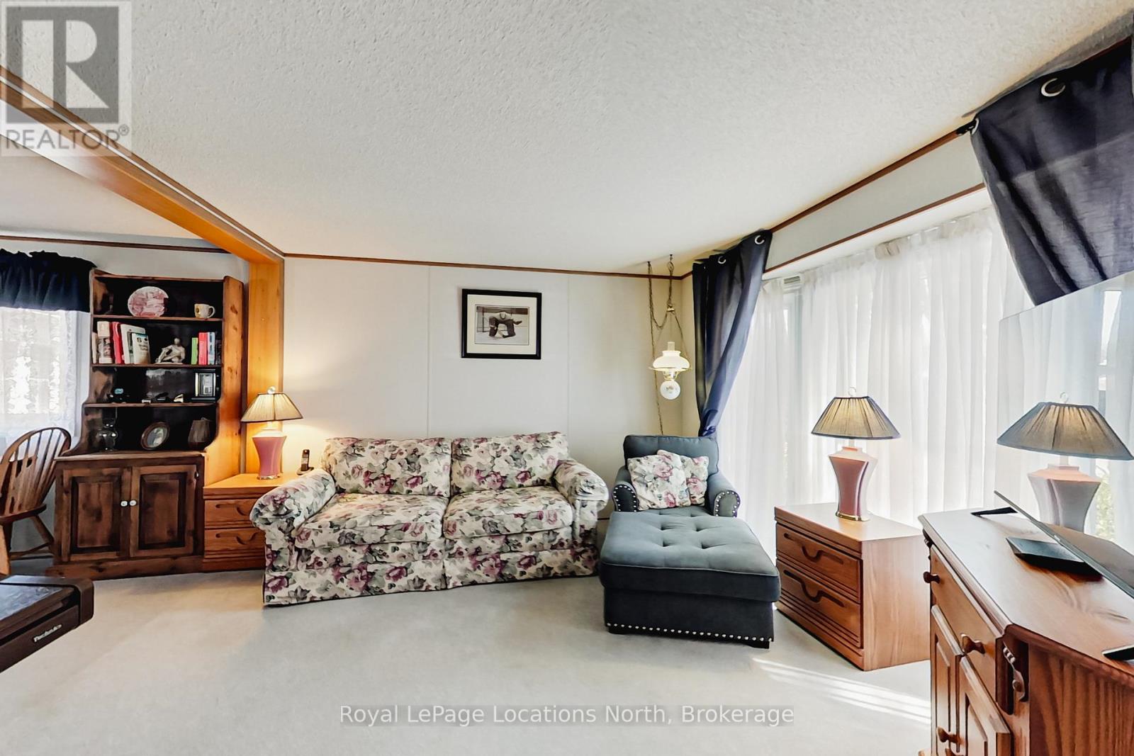 5 Murray Drive Property Photo 8