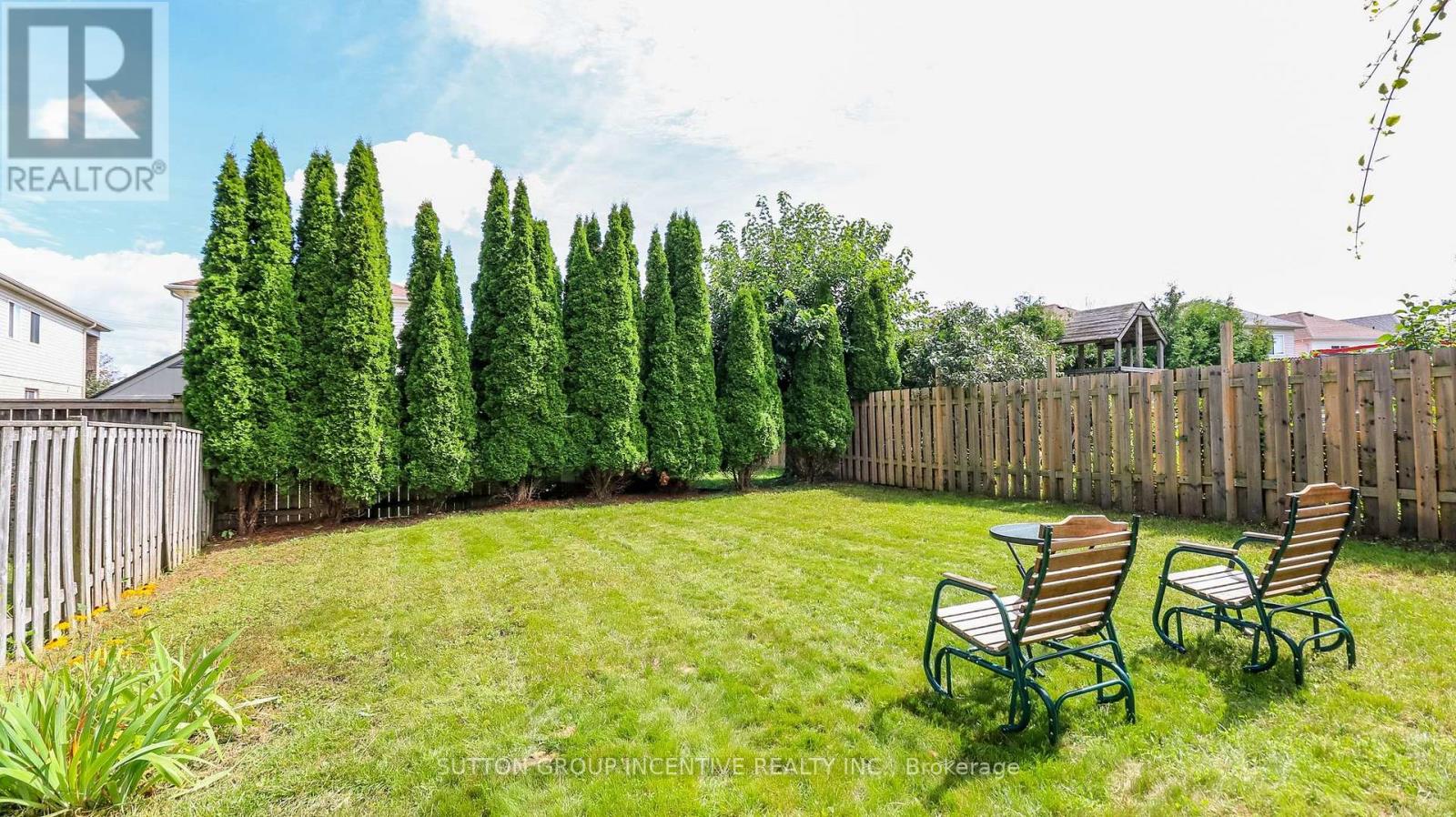 152 Julia Crescent Property Photo 19