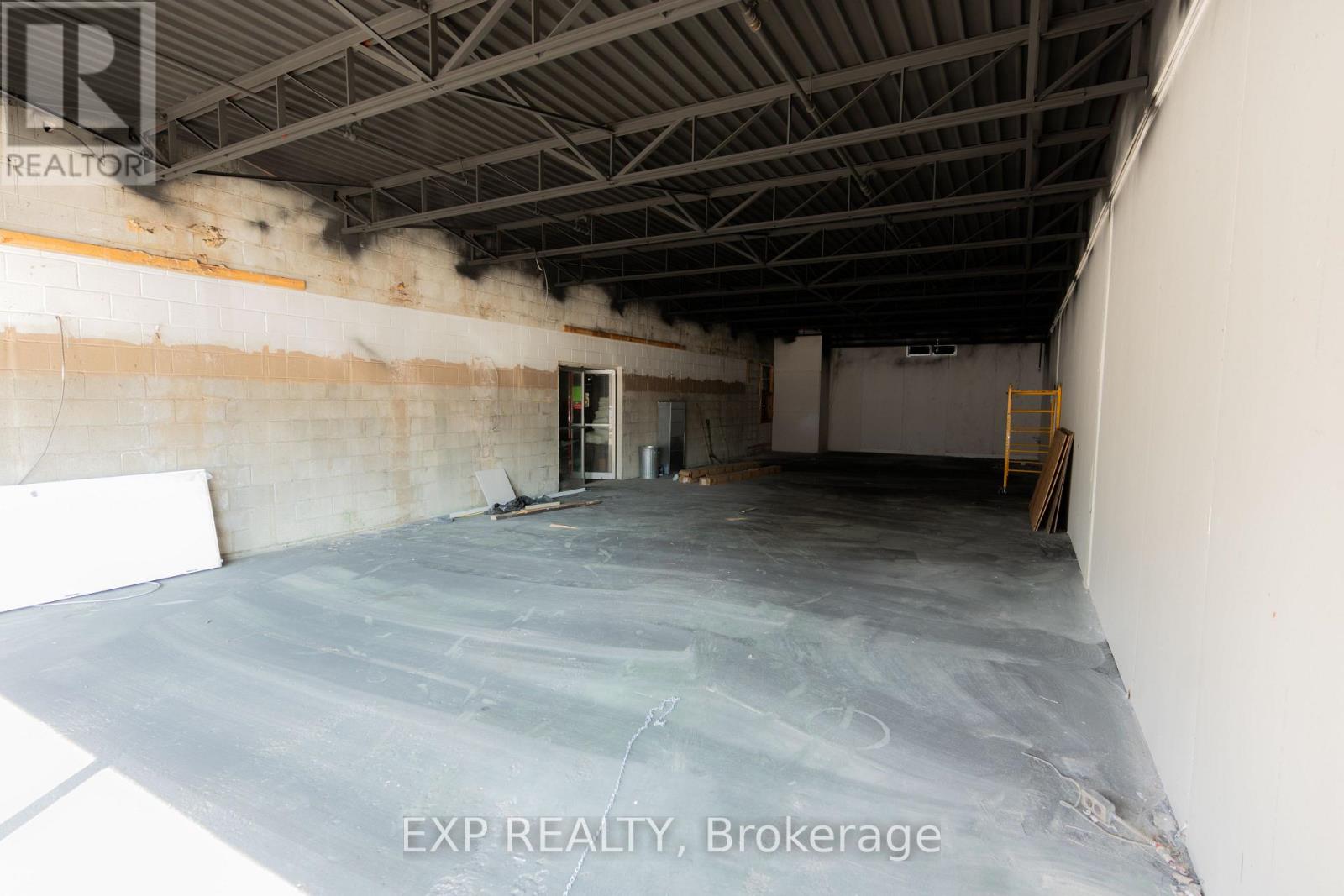 B - 526 Dominion Avenue Property Photo 6