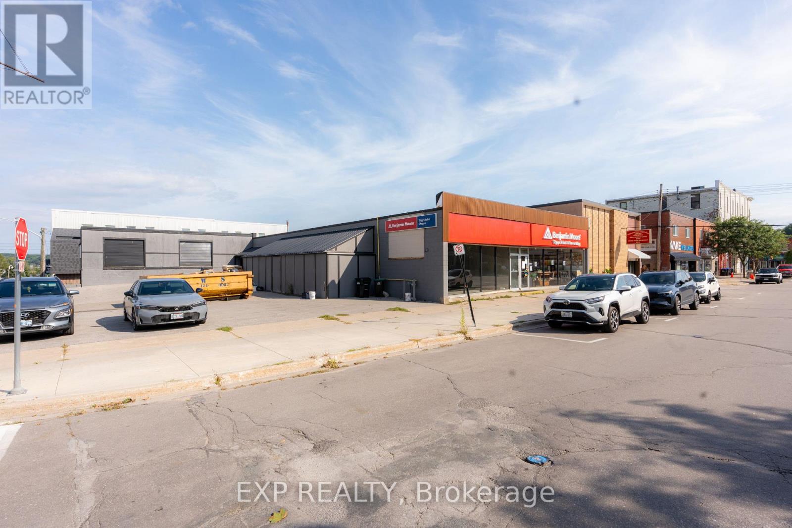 B - 526 Dominion Avenue Property Photo 11