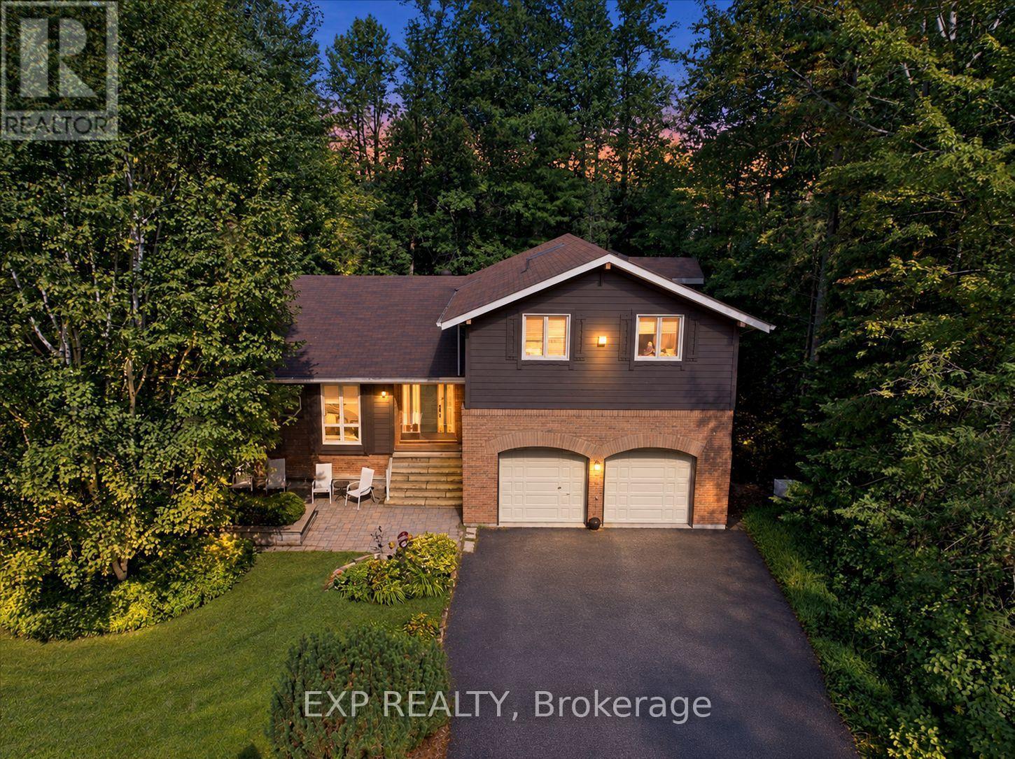 20 Pineshore Crescent Property Photo 1